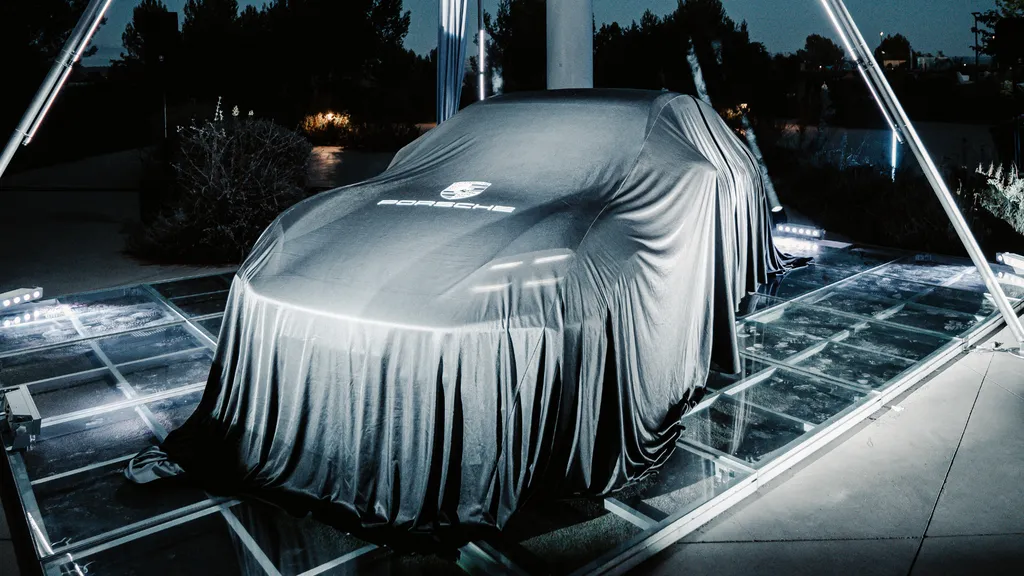 Une scénographie sur mesure pour le lancement du nouveau Porsche Macan Électrique