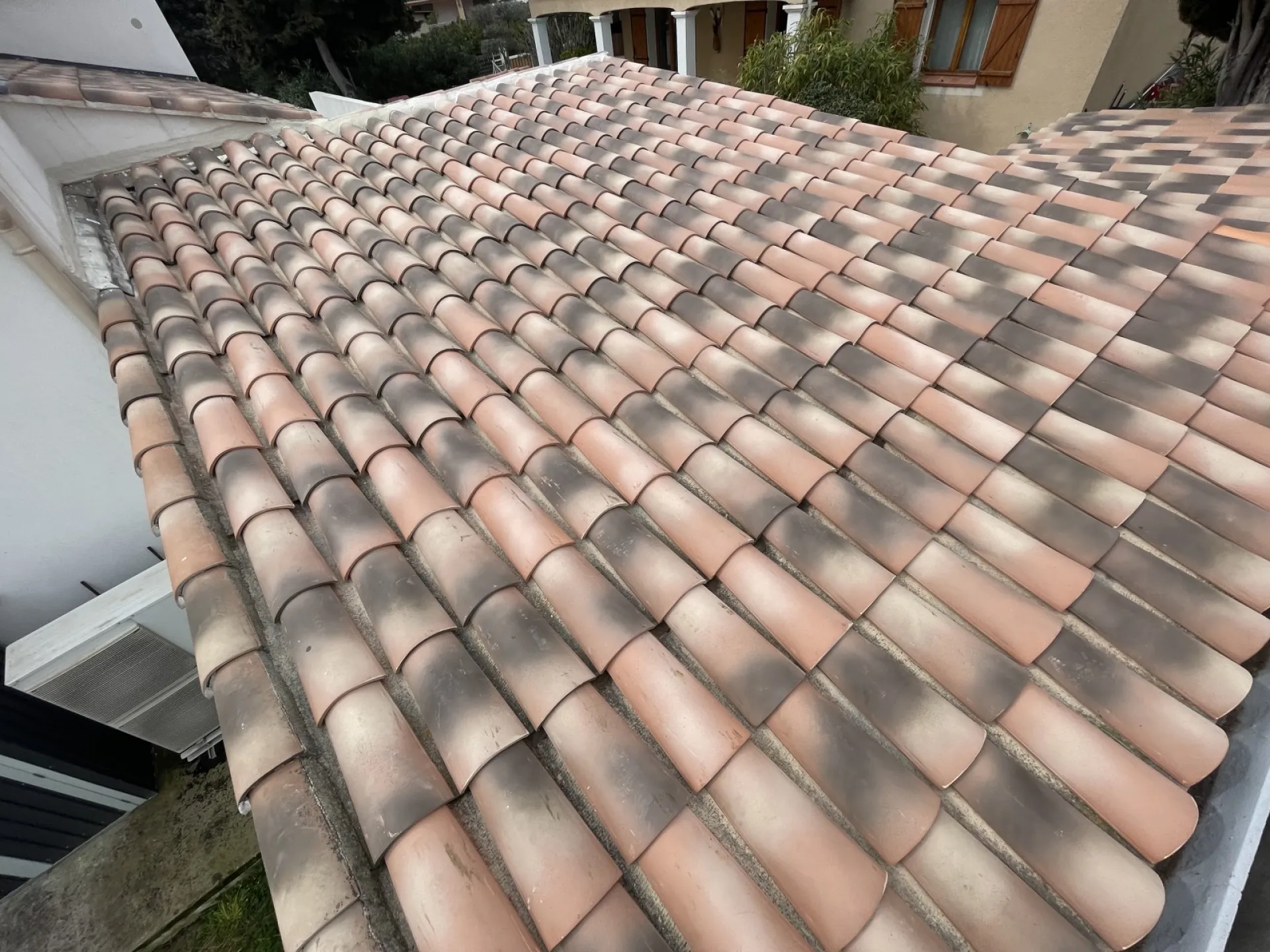 Rénovation d’une toiture en P.S.T sur Marignane près de Martigues