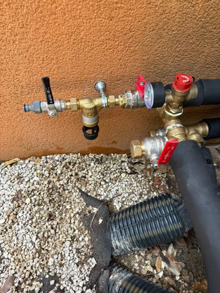 Installation d'une pompe à chaleur Yutaki M à Ceyreste dès 5 990€