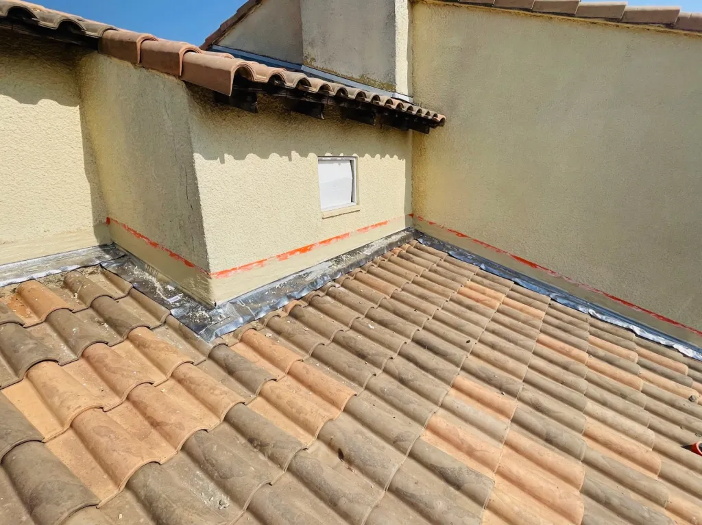 Changement des Solins en Plomb d’une toiture sur Aix en Provence