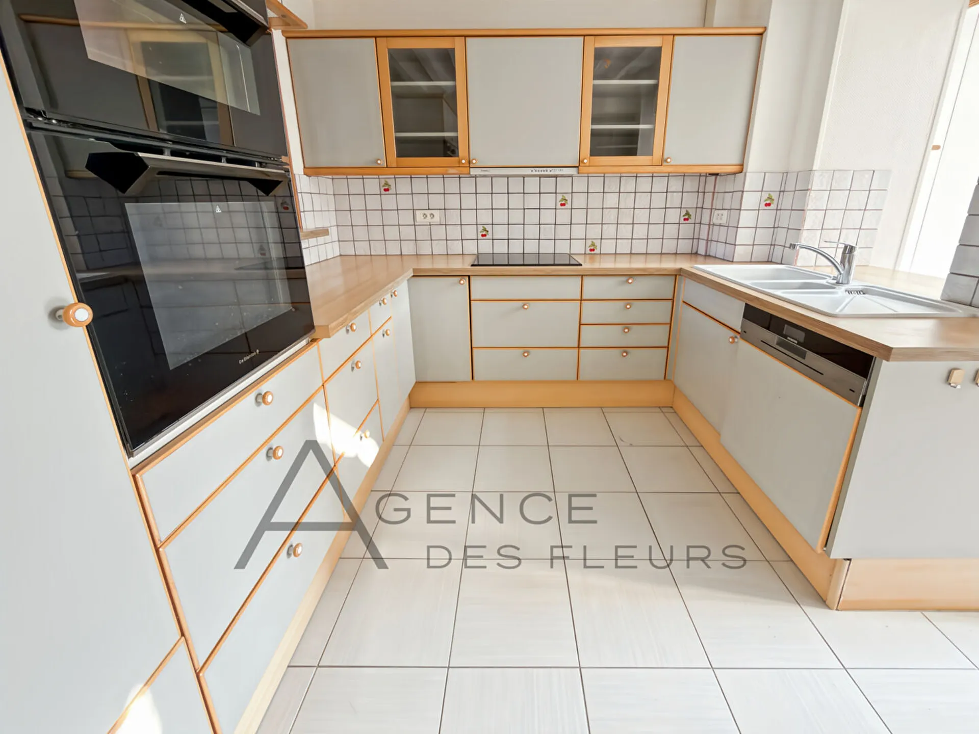 À vendre, belle maison familiale de 155m² sur un terrain de 2500m² située à Saint-Aubin-les-Elbeuf
