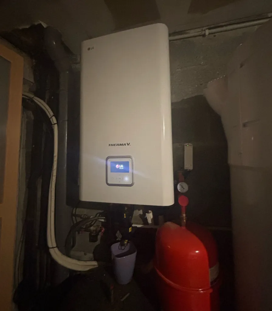 Entretien d’une pompe à chaleur air eau LG à Bondy