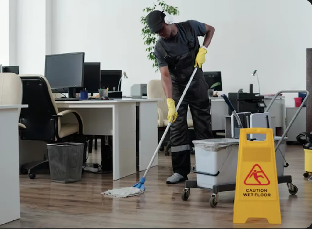 Nettoyage locaux commerciaux