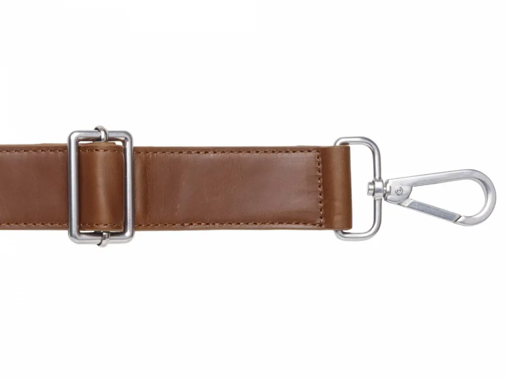 photo maroquinerie, bagagerie cartable homme détail bandoulière Gold - KARLINGTON