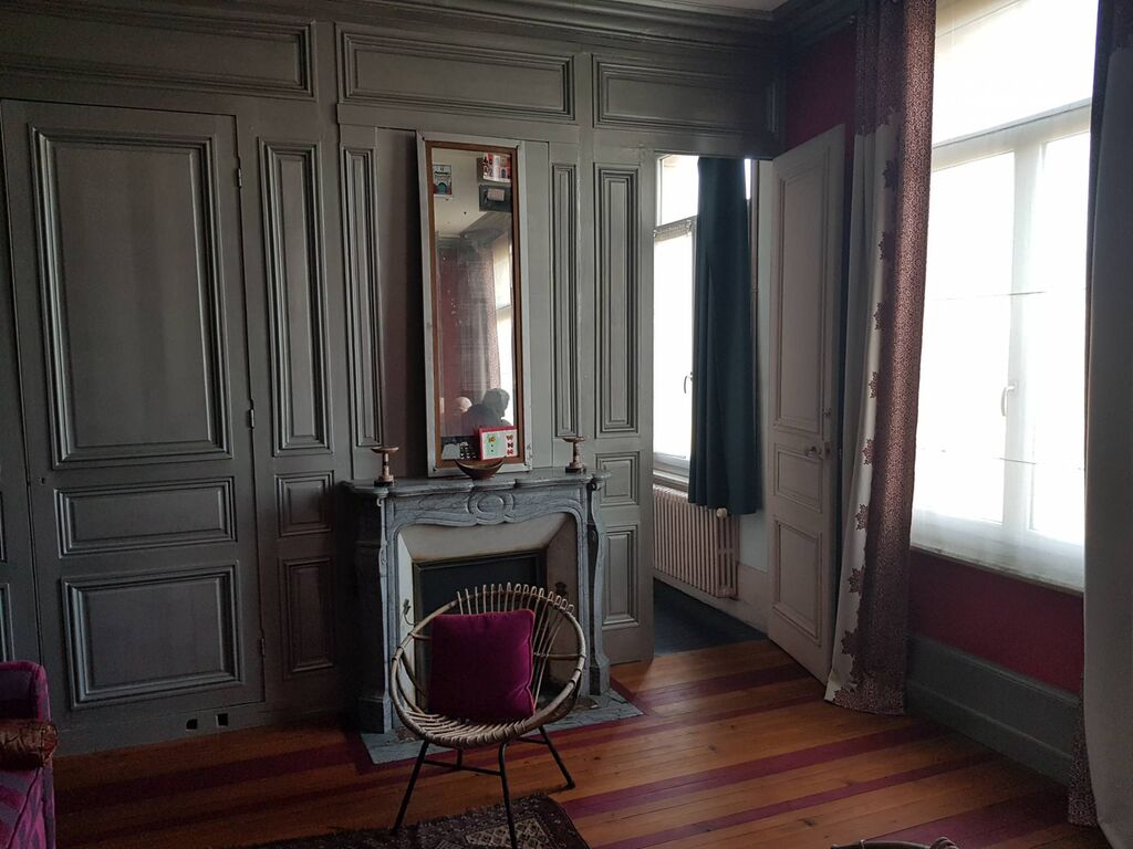 vend maison avec énorme potentiel pour location