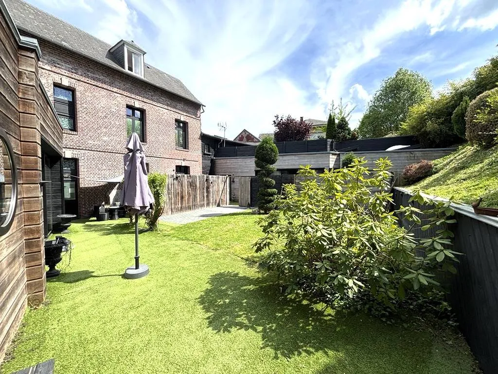 Notre zone d'activité pour ce serviceMaison moderne F4 avec terrasse à vendre