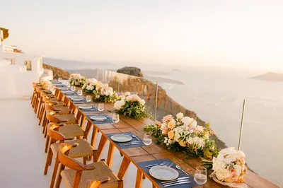 terrasse pour dîner de mariage santorin