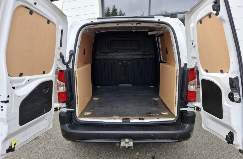 Opel Combo Cargo occasion 1.6 CDTi 100 L1H1 650kg Pack Clim /caméra de recul/ près de Toulouse à Plaisance du Touch