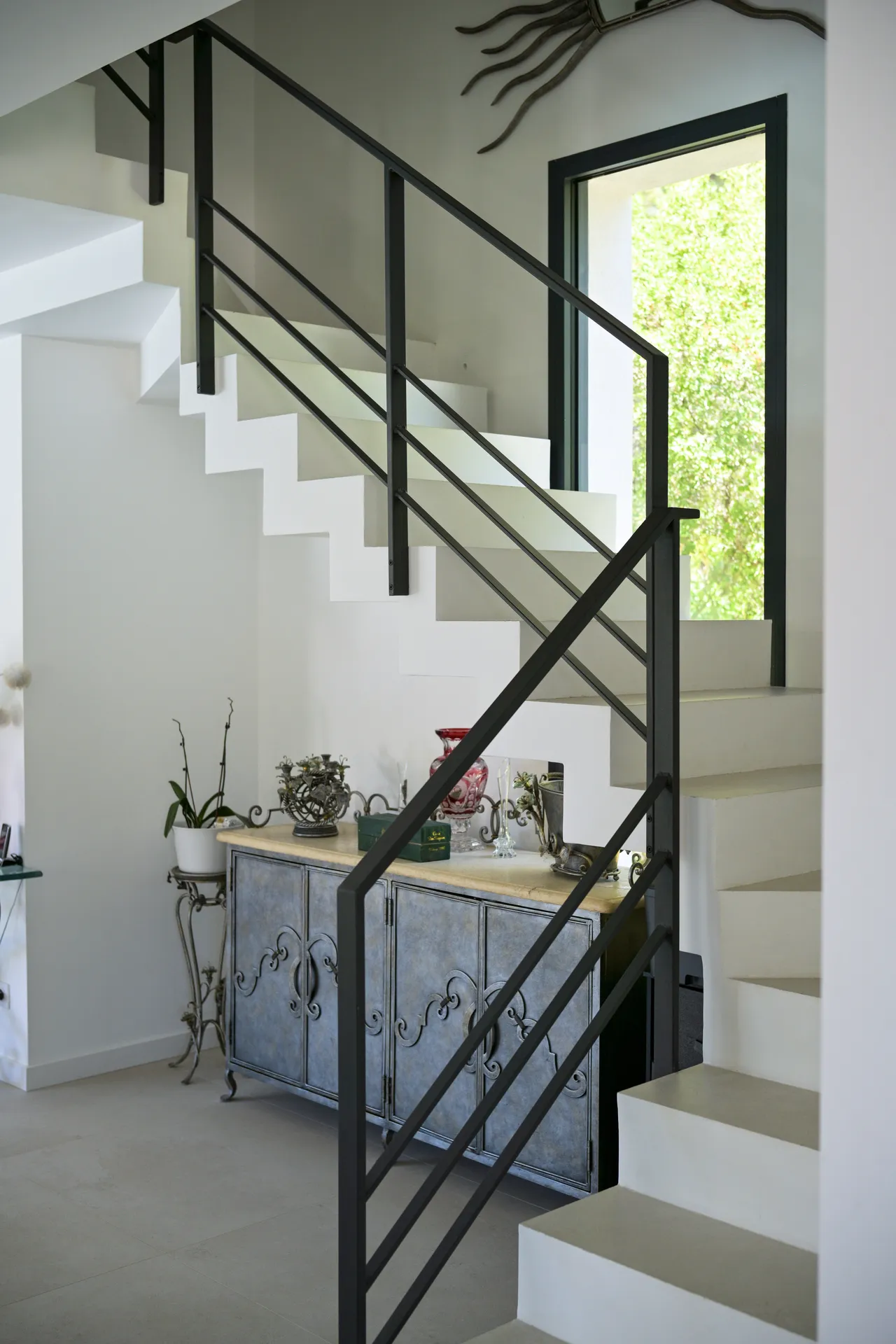 escalier crémaillère contemporain