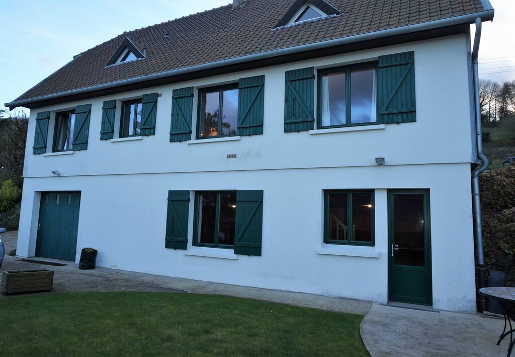 MAISON COMBLES ET SOUS SOL