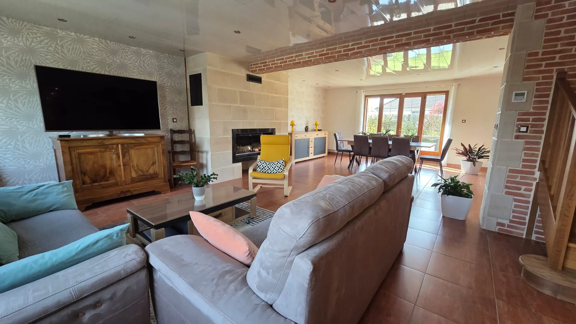 maison contemporaine de 200 m² sur un terrain clos et paysagé de 1800 m², entre Dieppe et Eu, proche de Penly.