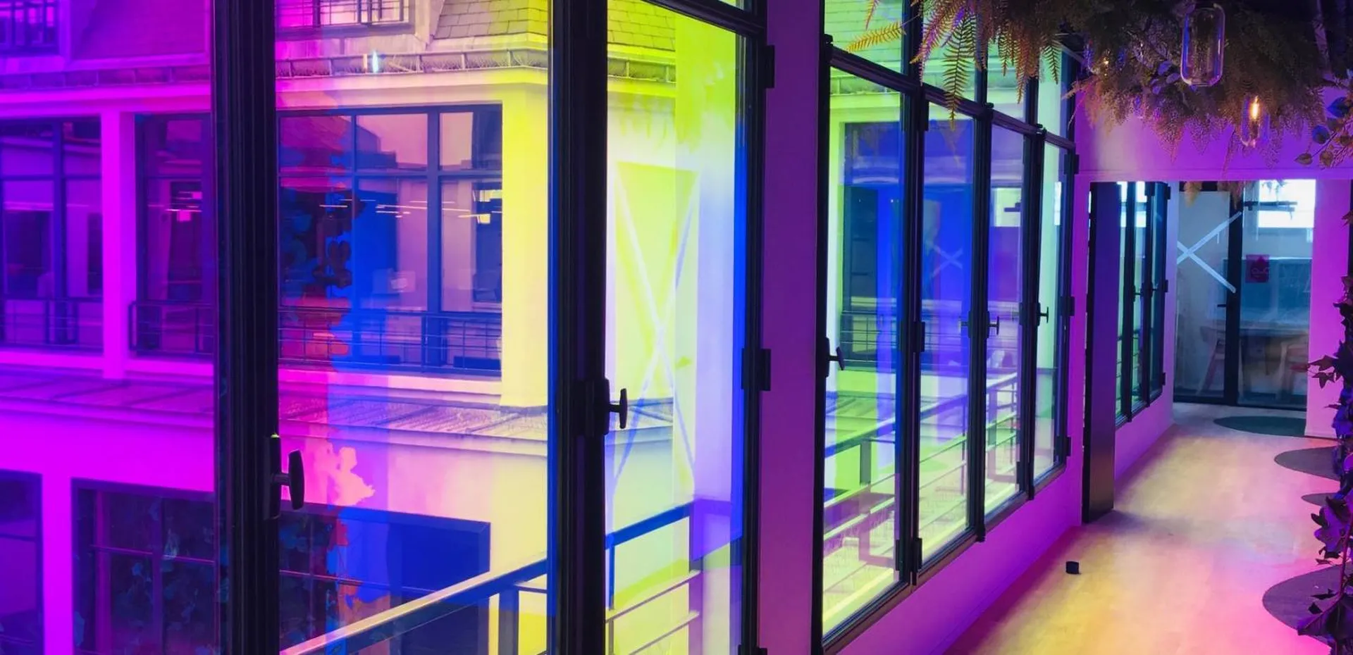 vitrophanie-commerces-tdc-oise-chantilly-compiegne