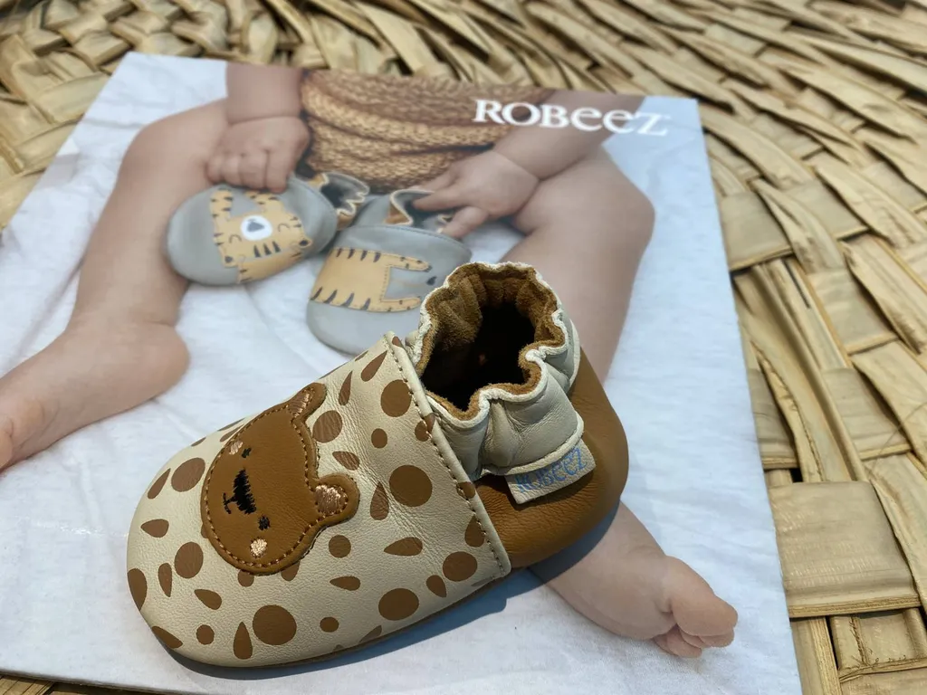 chausson bébé pour la crèche  près de Moulon