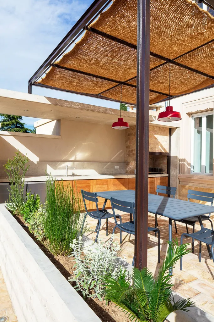 pergola réalisée sur mesure 13300 Salon de Provence