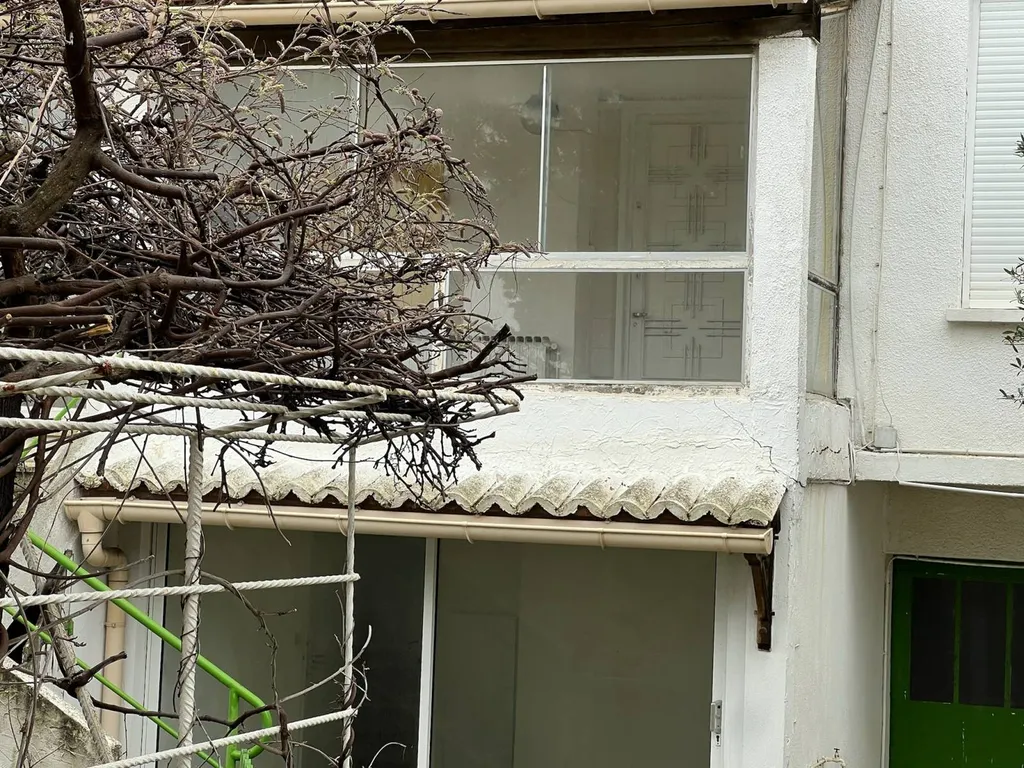 Diagnostiquer un balcon dégradé avec armatures rouillées à Toulon avant tout risque structurel