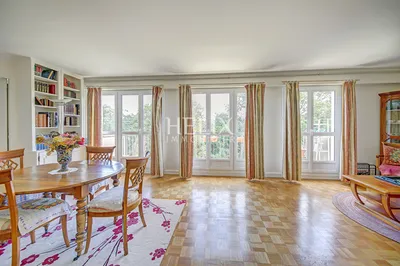 Le Vésinet Appartement 6 pièces 102m2 - Résidence calme aux abords du Parc de Montesquieu