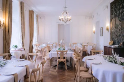 wedding dinner in castle in normandy