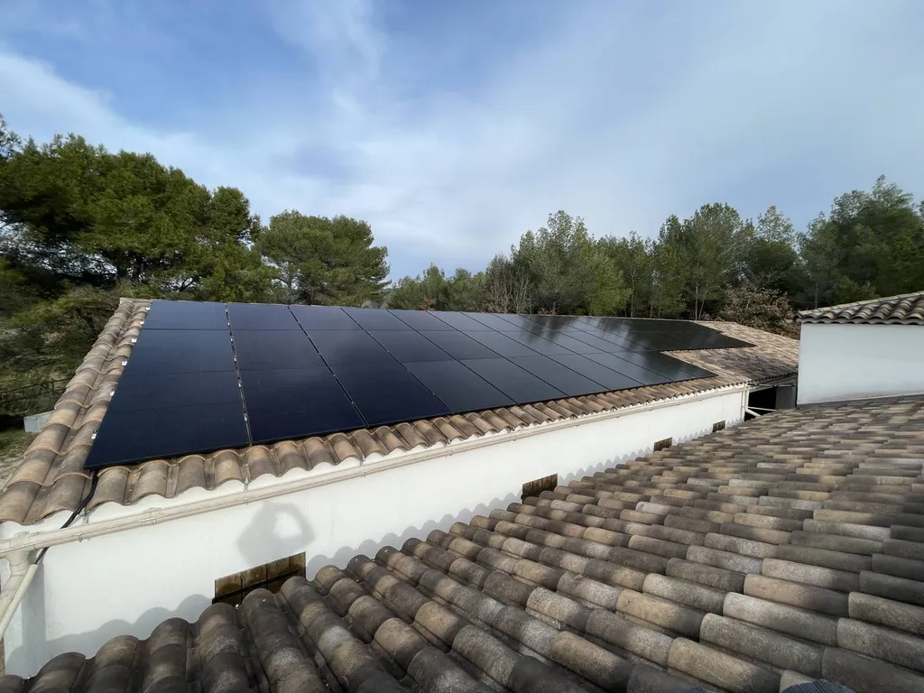 Installation photovoltaïque dans le 13