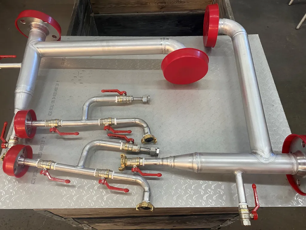 Fabrication et pose de clarinettes de tuyauterie industrielle pour Orano par GIRARD FRERES, expert en chaudronnerie de précision