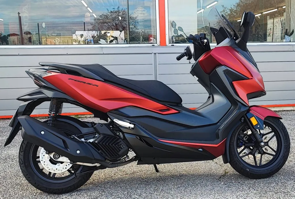 SCOOTER OCCASION HONDA FORZA 125 TOULON