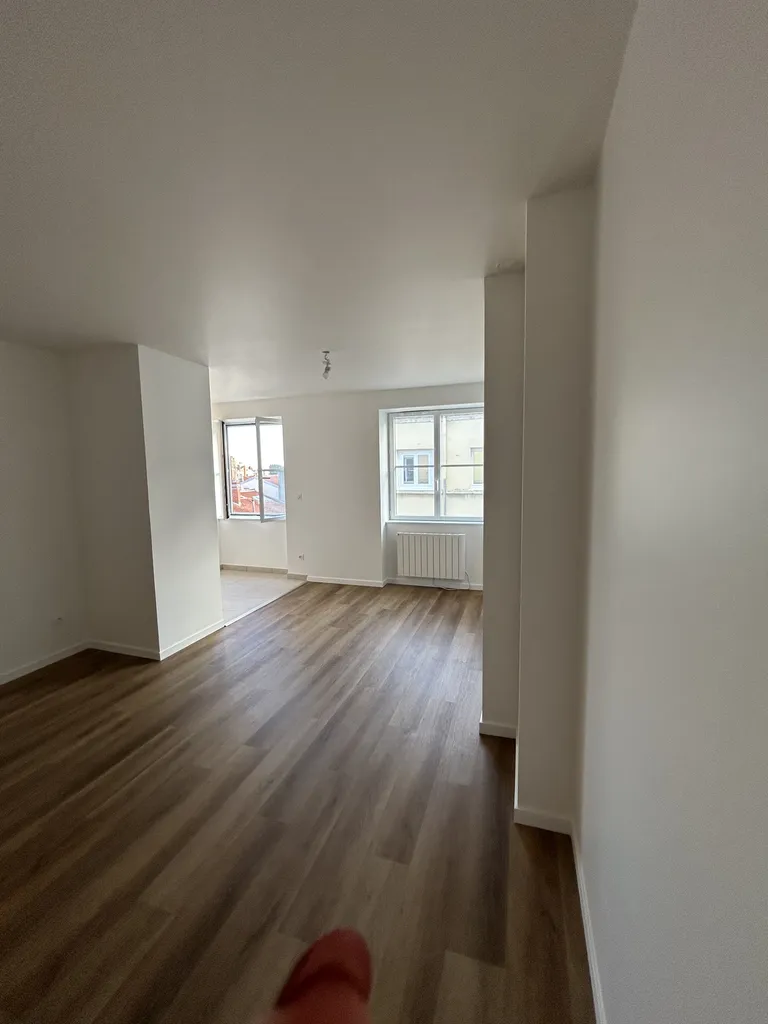 Séjour - Rénovation complète de l'intérieur d'un appartement 70 m² à Lyon avec redistribution des volumes et travaux énergétiques
