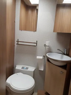 INTEGRAL G740 PILOTE AVEC TOILETTE SEPARE DANS LES BOUCHES DU RHONE 13
