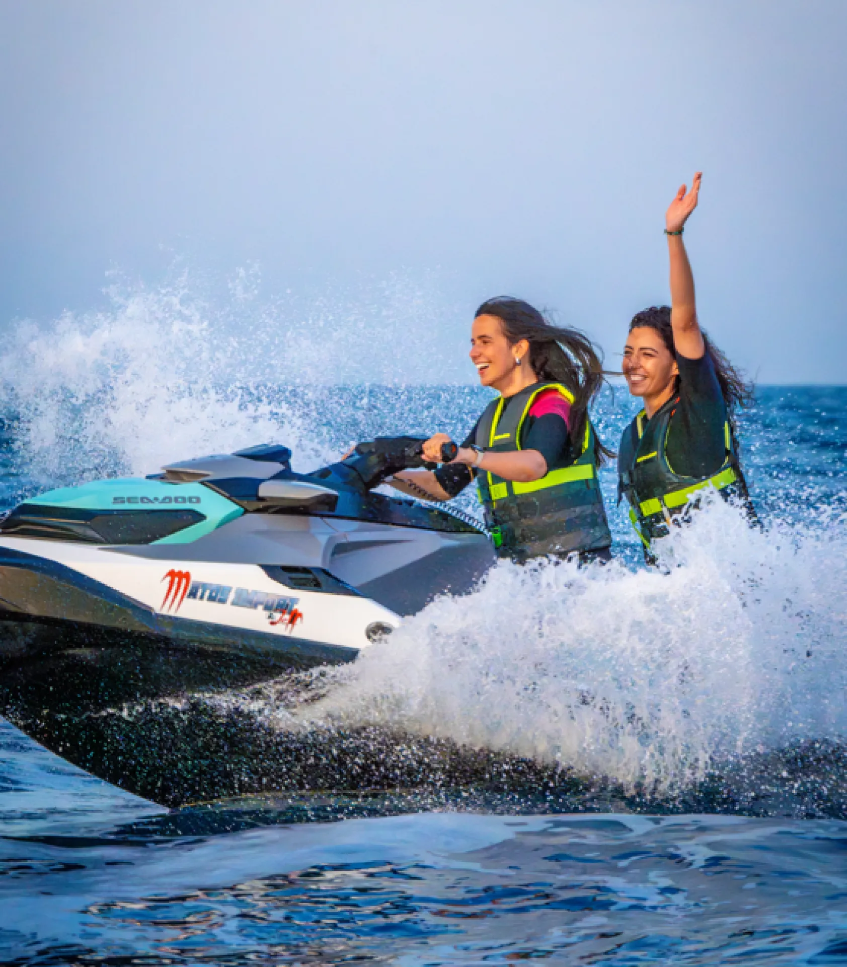 loué un jet ski pour 2h Au cap d'Agde pour 180€ Matos import 
