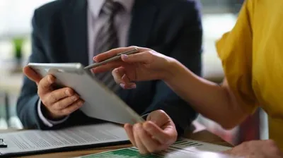 Dolce Immo collabore avec Guillaume Patier, expert en crédit immobilier à Bordeaux, pour vous accompagner dans votre demande de prêt immobilier, simulation de crédit, renégociation de prêt ou financement de résidence principale, secondaire ou investisseme