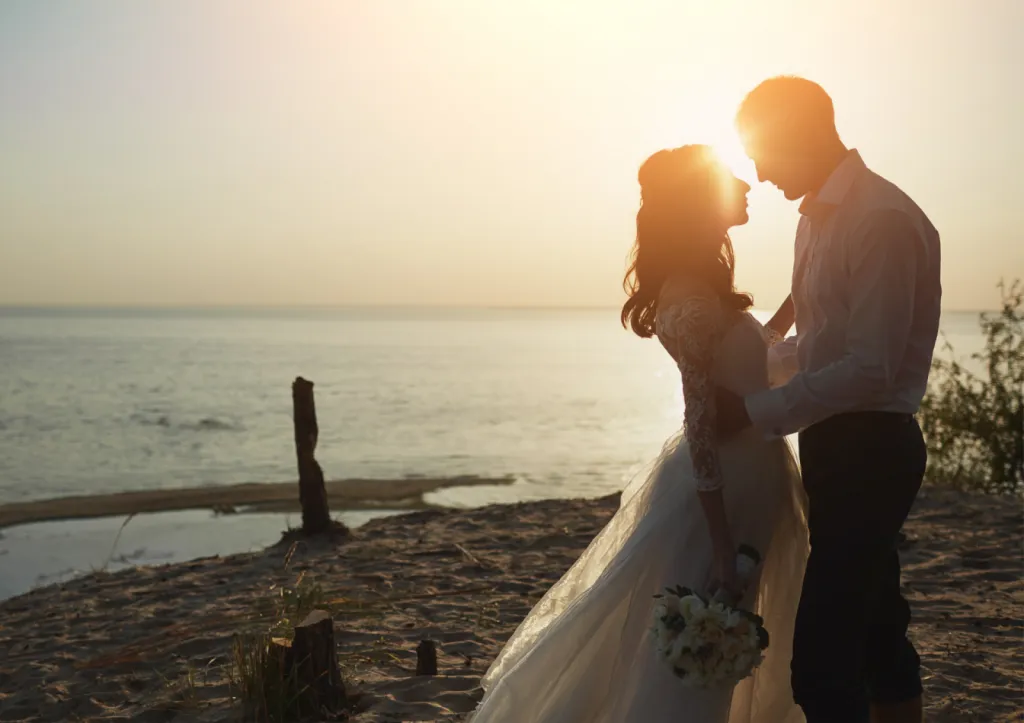 Votre Wedding Planner professionnelle pour l'élaboration d’une décoration de mariage sur mesure sur une ambiance bord de plage
