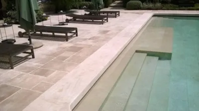 Dallage pierre pour sol intérieur et sol extérieur à Lyon