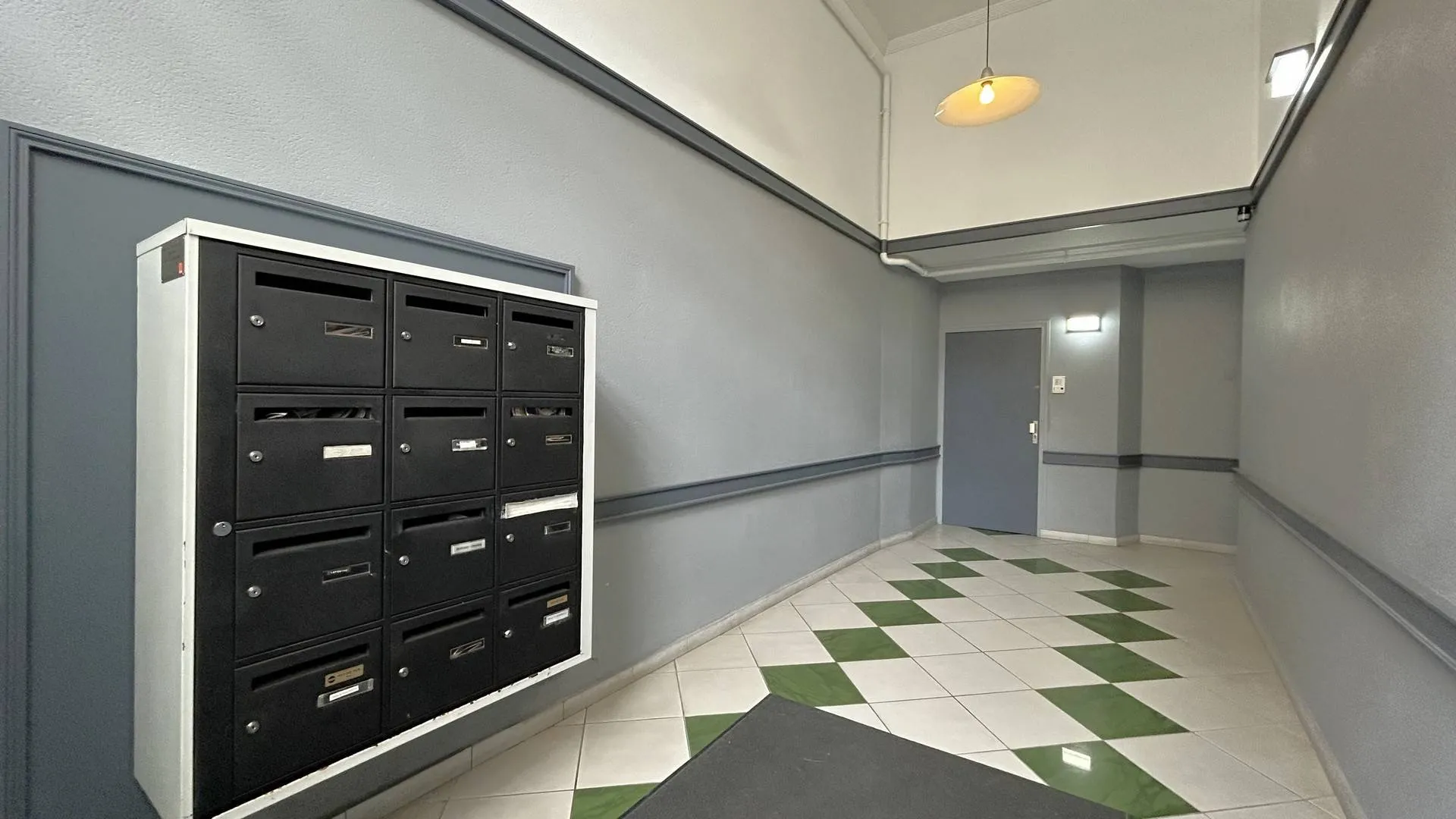 Appartement T4 dans un immeuble avec ascenseur, rénové, entre la plage et le port de DIEPPE (76) en Normandie