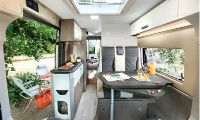 Comment vendre rapidement un fourgon aménagé avec estimation gratuite à Tinqueux dans la région Champagne Ardenne sans problèmes