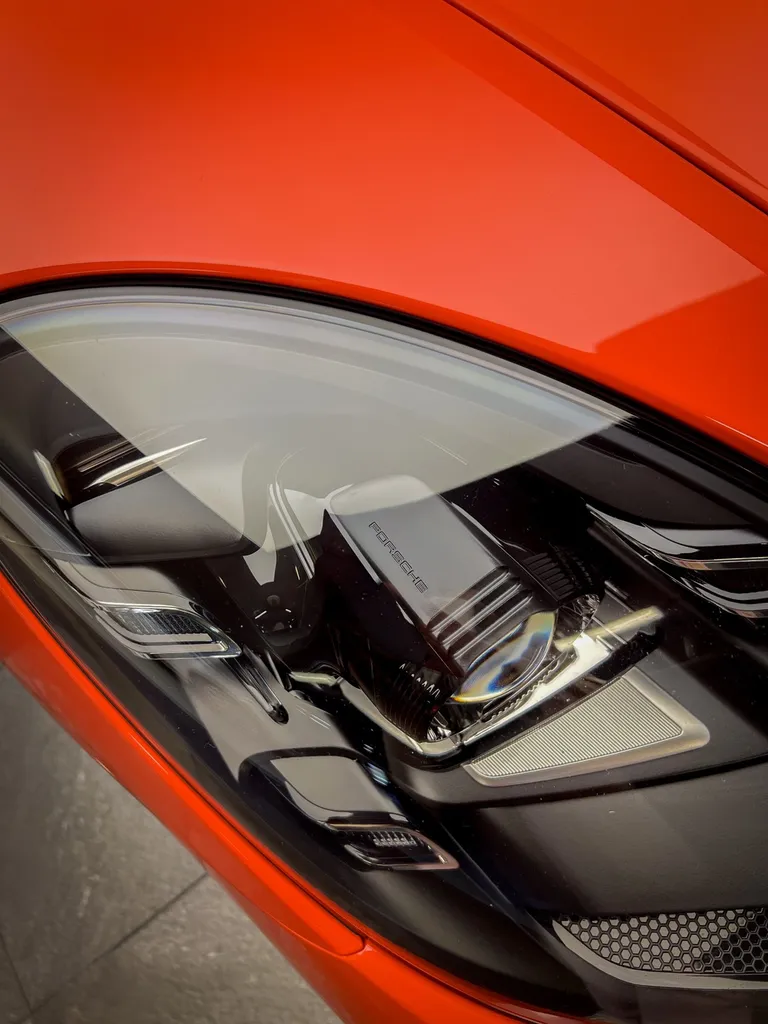 Entretien extérieur et lustrage brillance : DSP Service redonne vie à une 718 Boxster S