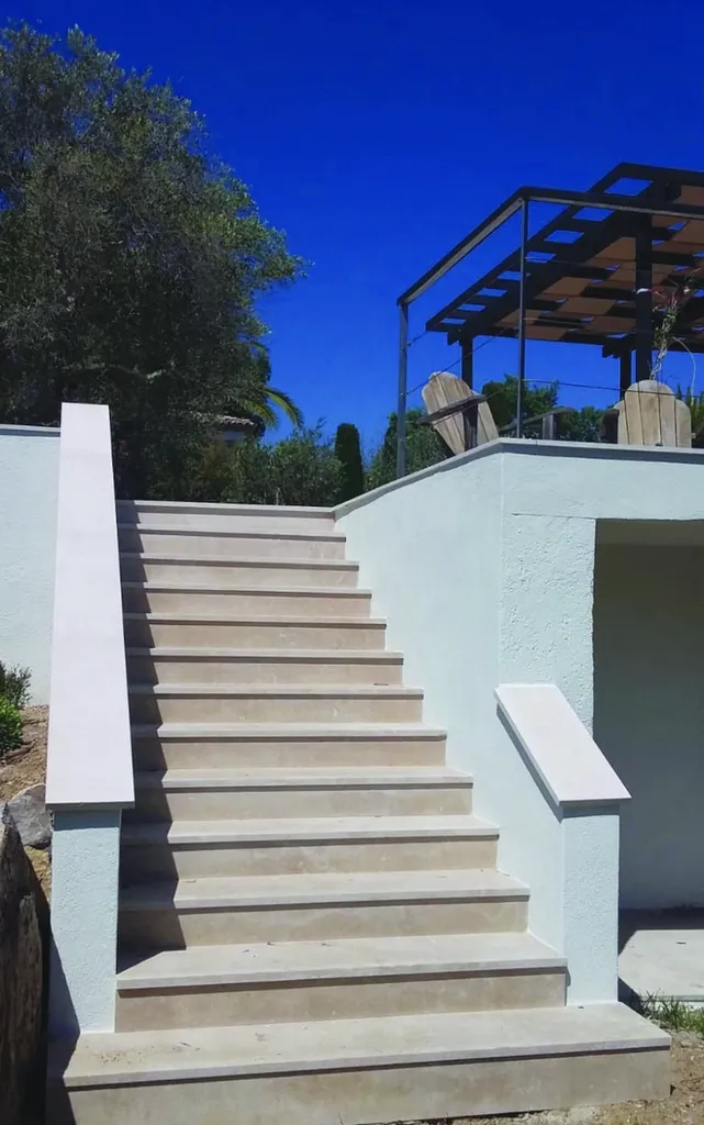 Cèdre Gray – Marbre naturel beige et crème pour sols et dallages intérieurs et extérieurs