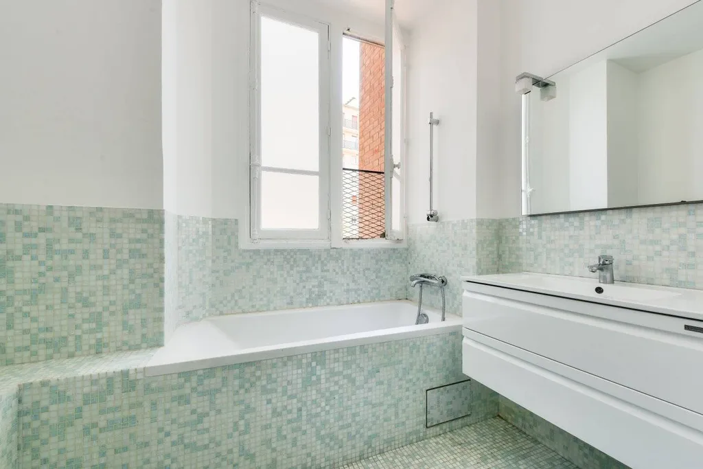 A vendre 147 m2 - 5 Pièces /  Passy 75116