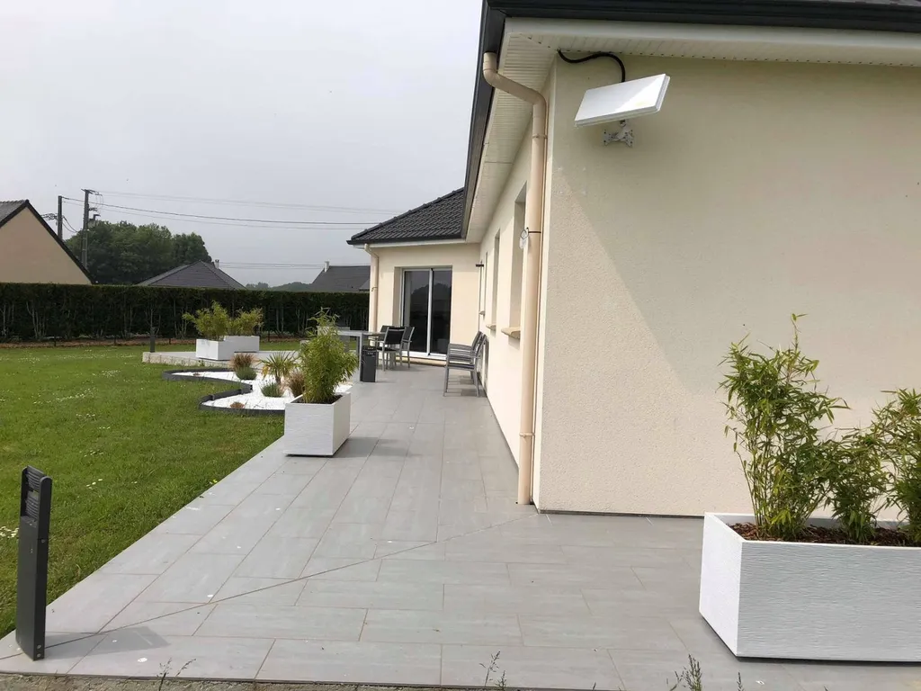 Pose de carrelage extérieur sur une terrasse béton en Seine-Maritime 76