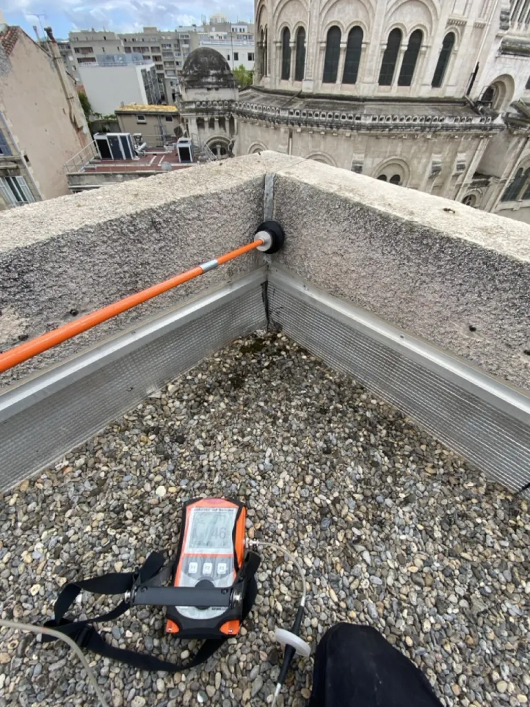 Intervention de recherche de fuite sans destruction suite à un dégât des eaux à Orléans dans le 45