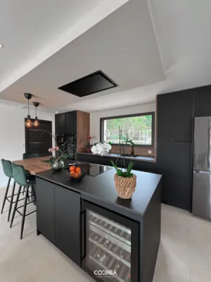 Conception et installation de cuisine moderne Armony en Dekton design raffiné sur mesure à Tournefeuille