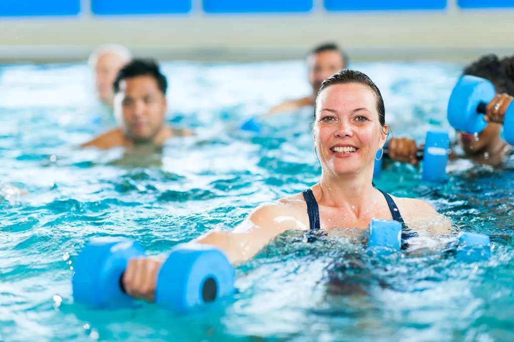 Cours d'Aquagym Bordeaux : L'AquaBoxe une expérience intense et dynamique