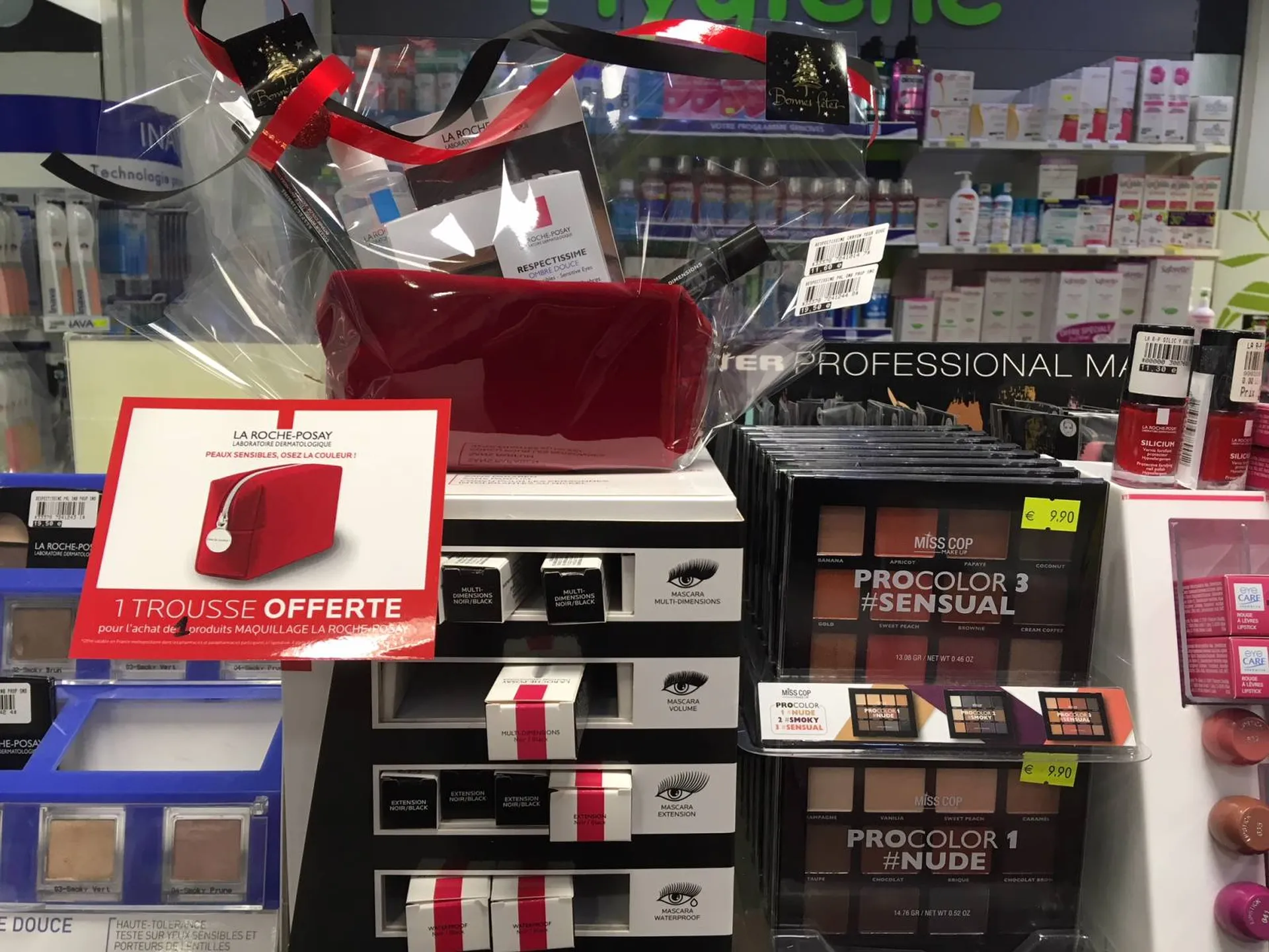 trousse maquillage la roche posay a marseille