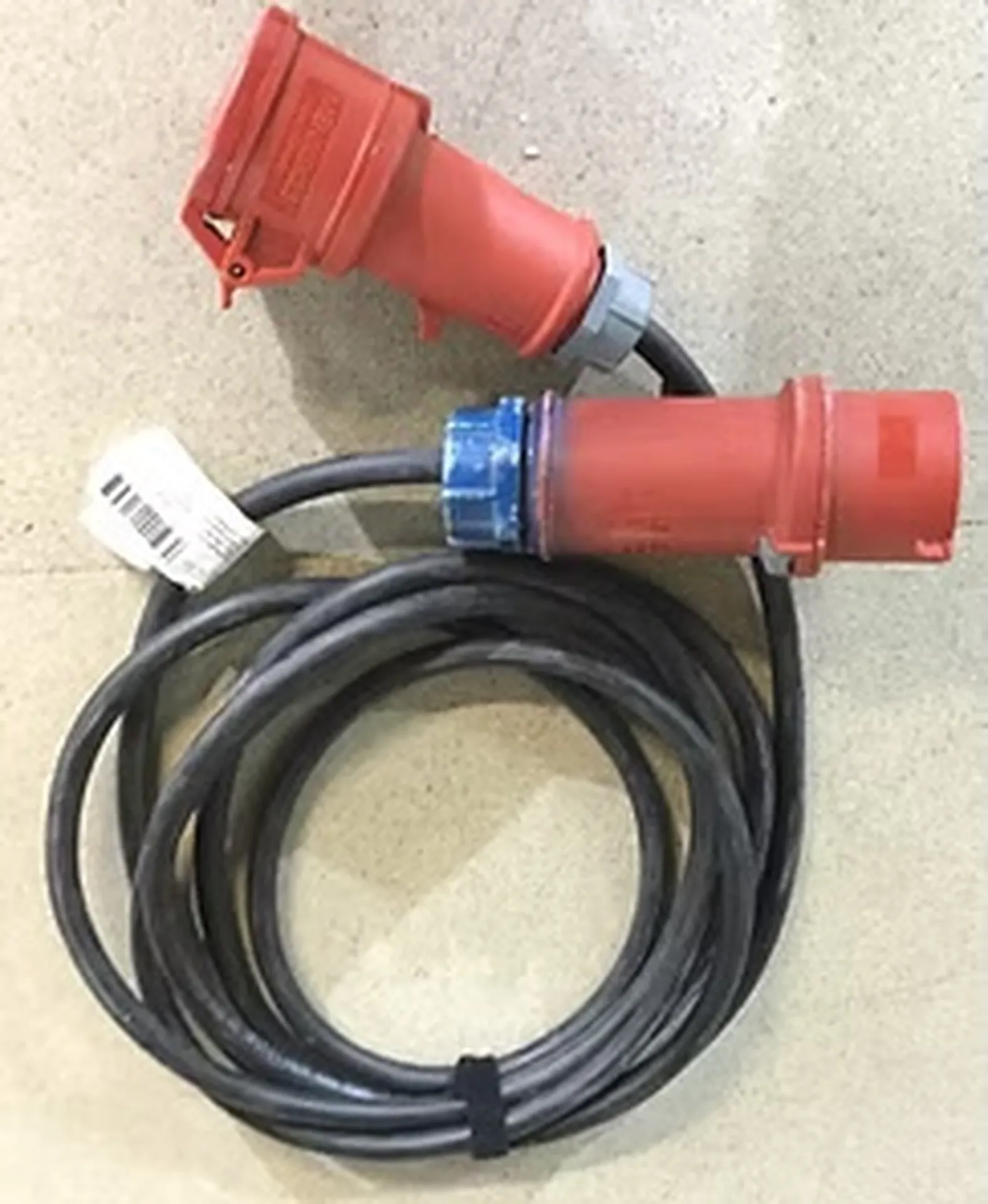 PROLONGATEUR CABLE 32A TRIPHASE