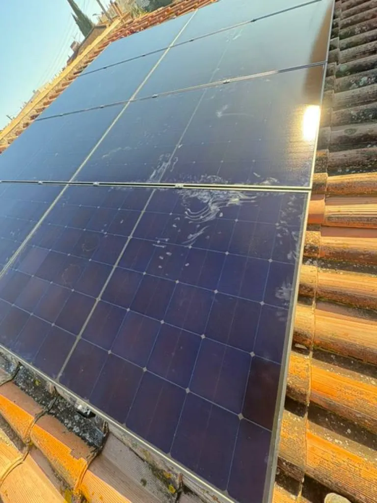 Une Installation sur mesure de panneaux photovoltaïque adaptée au particulier à Draguignan