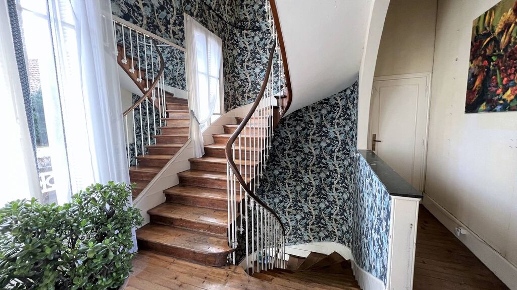 VENDU Demeure Bourgeoise au coeur du Tréport