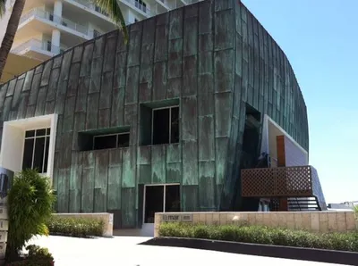 RESTAURANT MIAMI BEACH-FLORIDE Façade METALDECO CUIVRE OXYDE