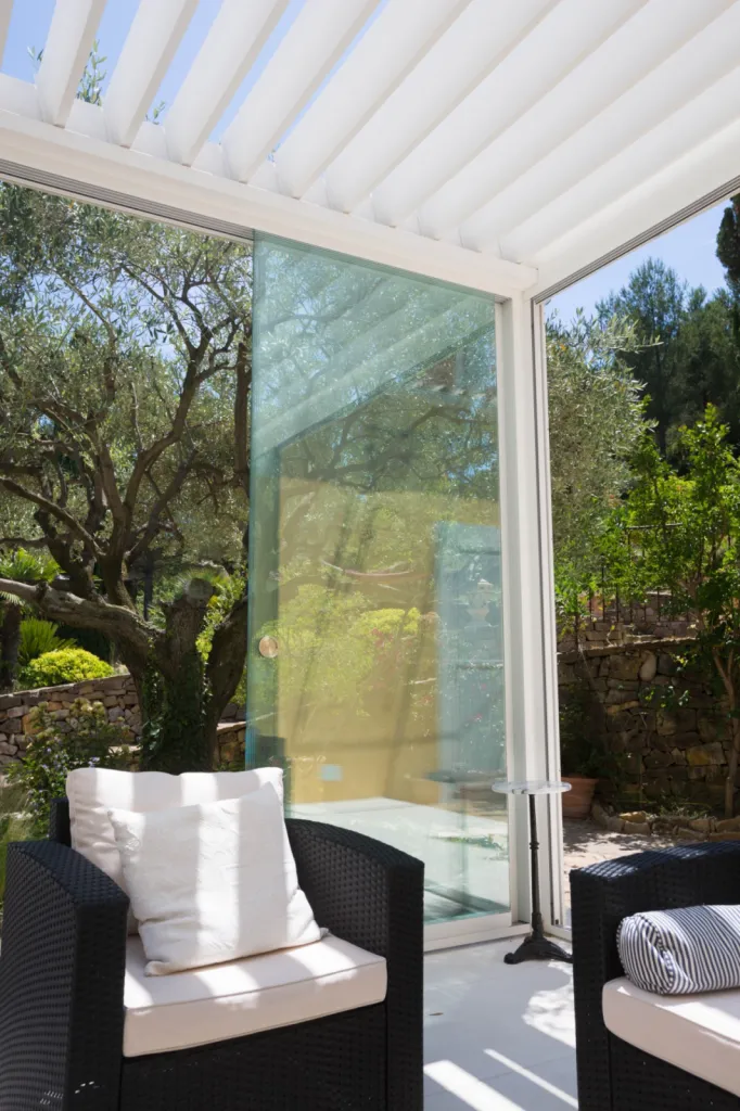 pose de parois vitrées sur mesure près de La Ciotat