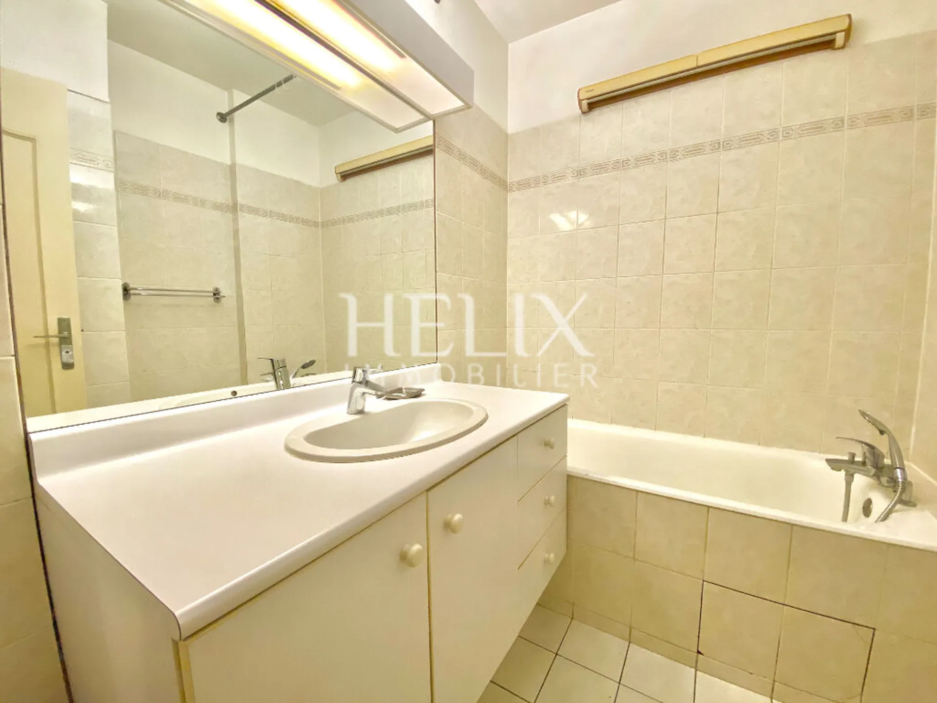 Appartement 3 pièces en rez de jardin à Chatou