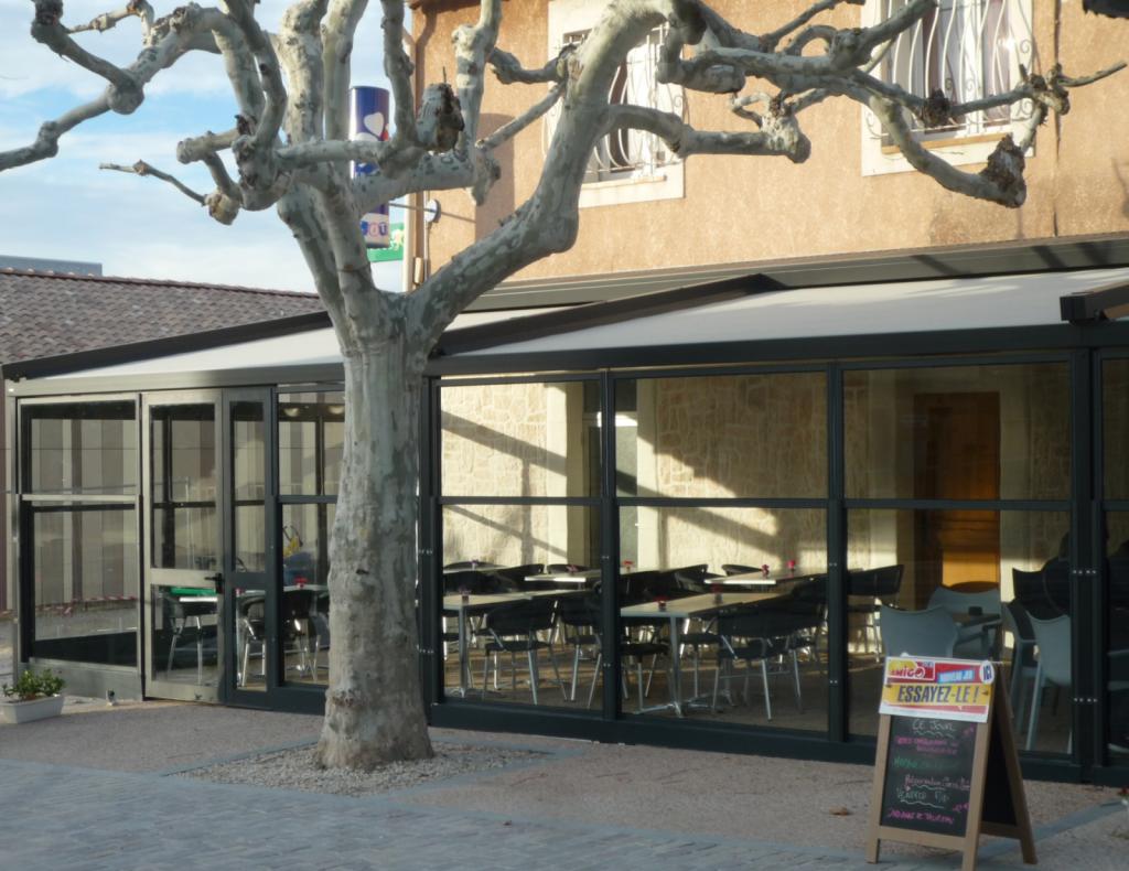 toiture rétractable en PVC étanche près de Marseille