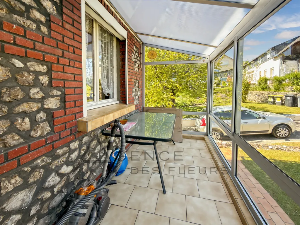À vendre, joli pavillon sur sous-sol de 59m² sur un terrain de 2670m² situé à ELBEUF 76500