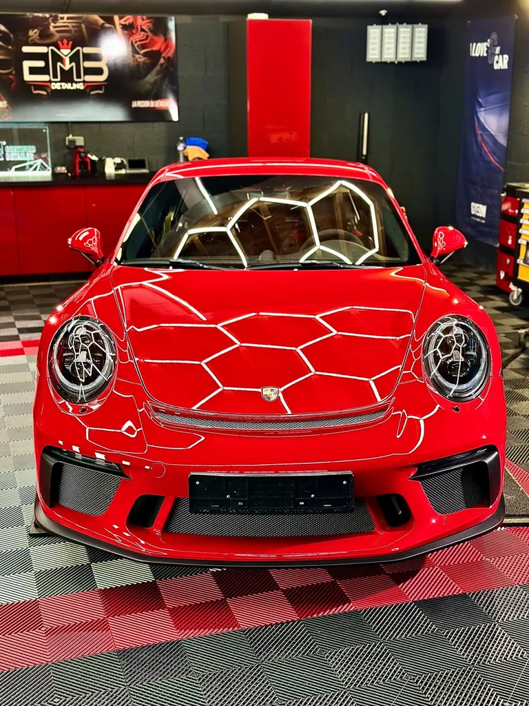 centre de DETAILING Lyon protection céramique film de protection PPF Porsche GT3