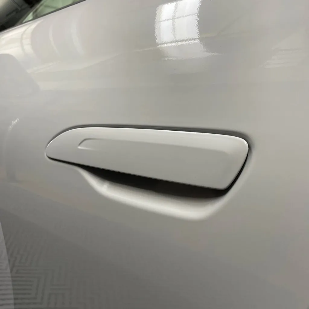 Covering Porsche 992 cabriolet 